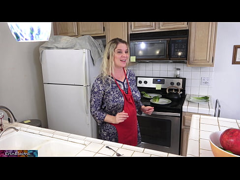 ❤️ Ibu tiri memerah susunya di dapur sebelum tarikhnya ️ Lucah dubur pada ms.cassino-vulkan646.ru ❌❤