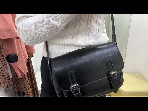 ❤️ Melancap awam perempuan jalang FeralBerry dengan dildo di dalam bilik pemasangan ️ Lucah dubur pada ms.cassino-vulkan646.ru ❌❤